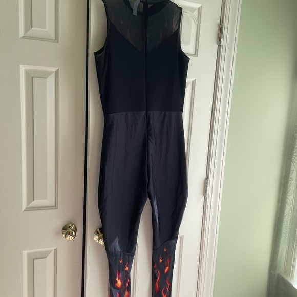 Preowned adult flaming devil cat suit for women - Picture 6 of 6